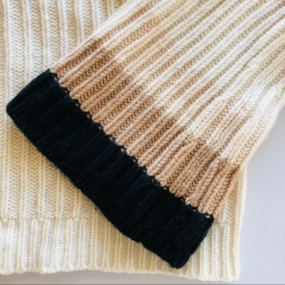 Club Monaco cashmere ivory bell sleeve sweater - Picture 2 of 6